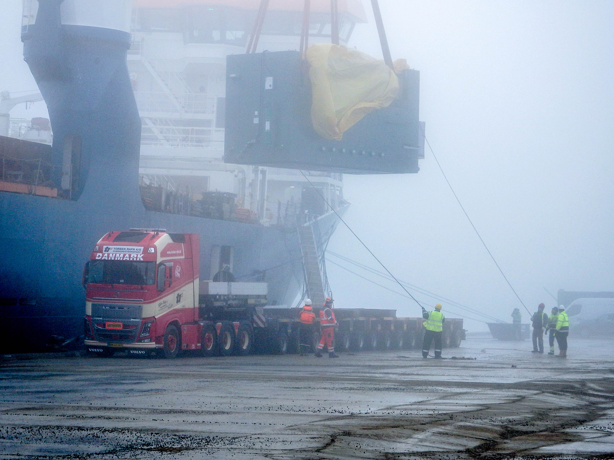 Cargo Breakbulk Trafos P2250872 Web