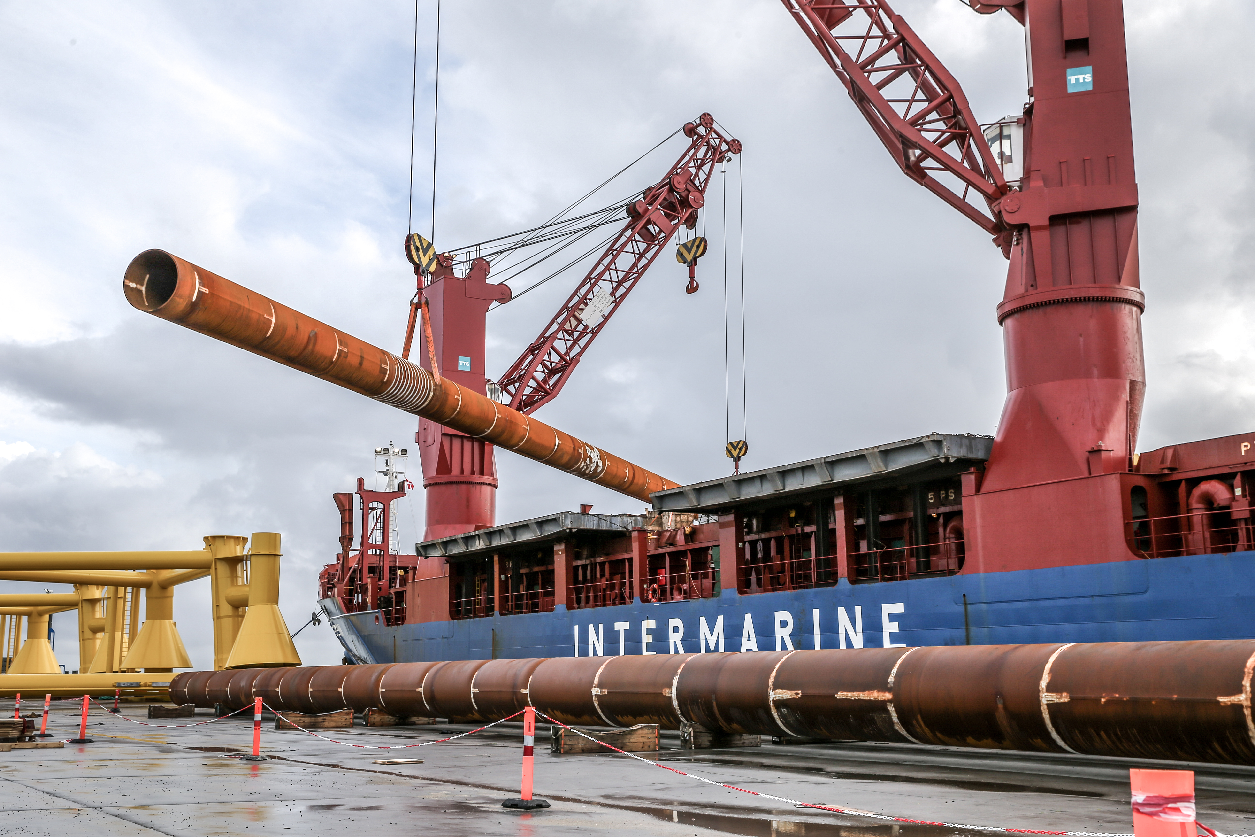 Offshore Installation AS5I0515