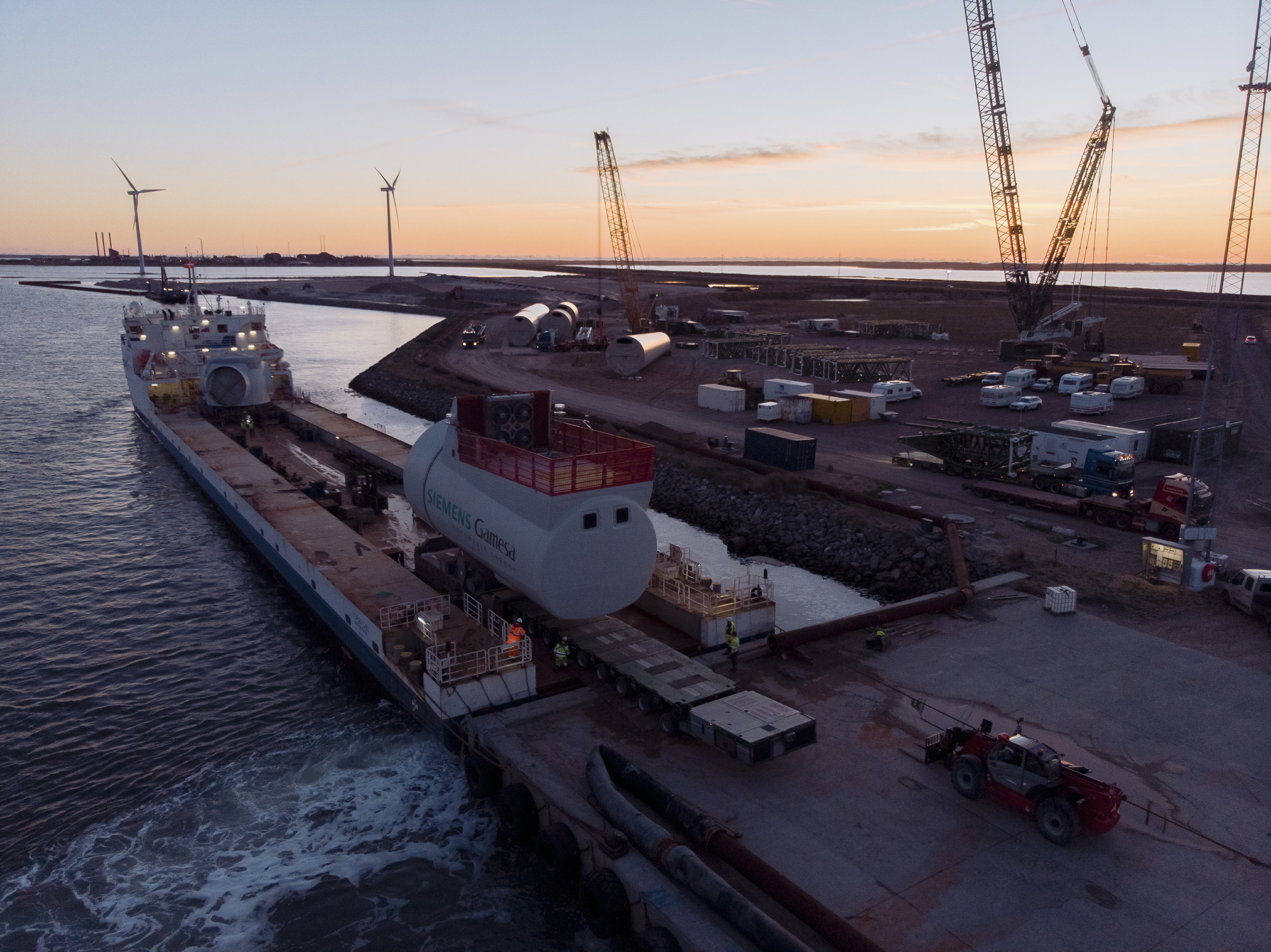 Wind Turbine Discharging 0768 Web