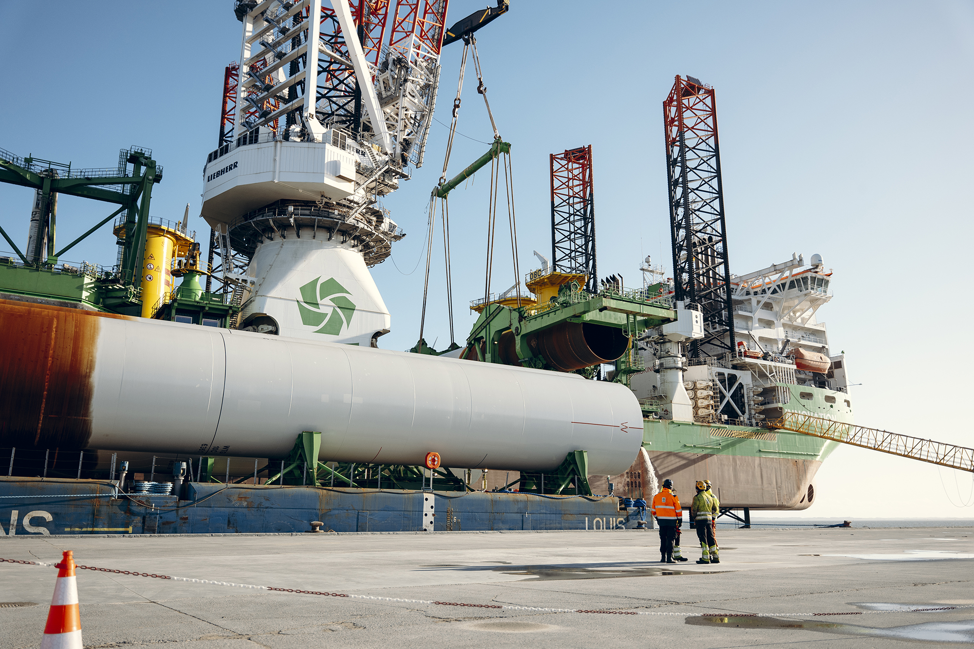 Offshore Foundation Installation Vesterhav L1060103 Web