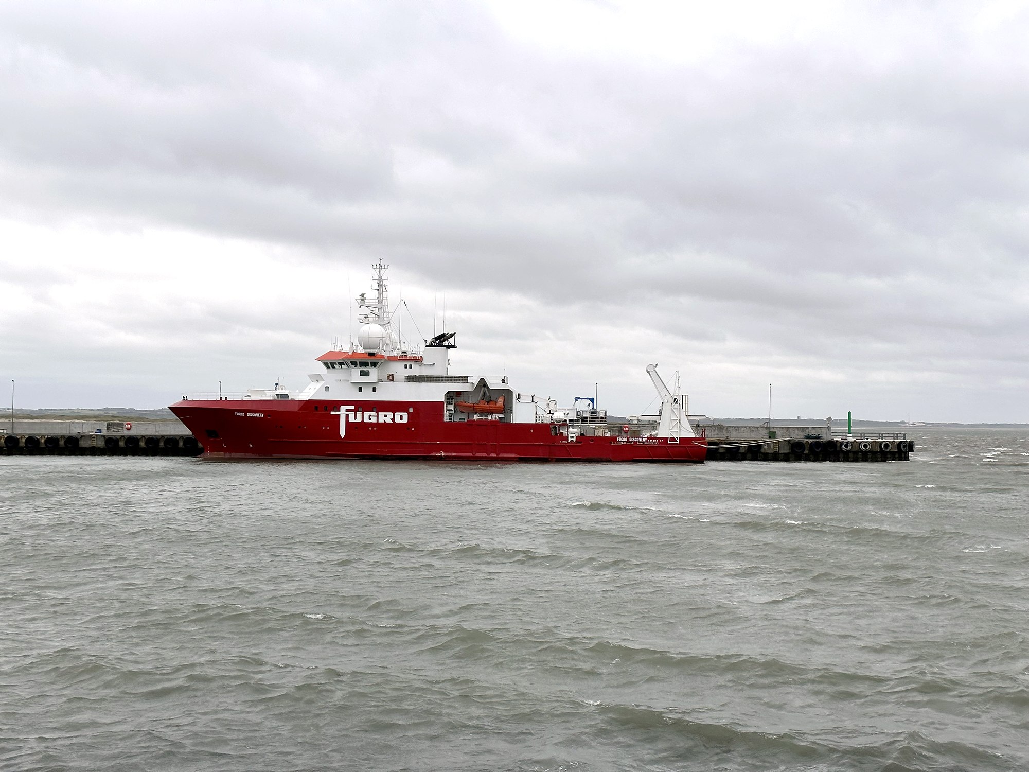 Offshore Fugro Discovery 6754 Web