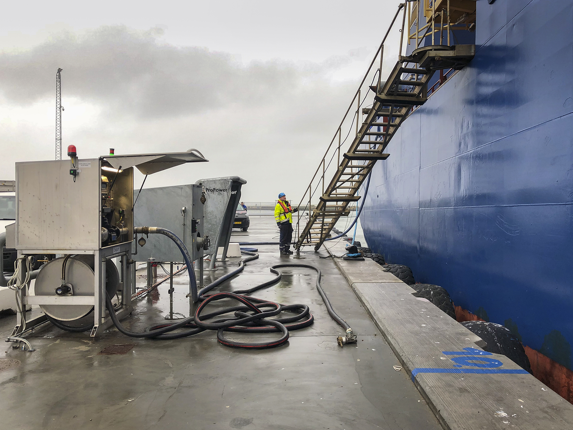 Bunkering Ex Pipe 2690 Web
