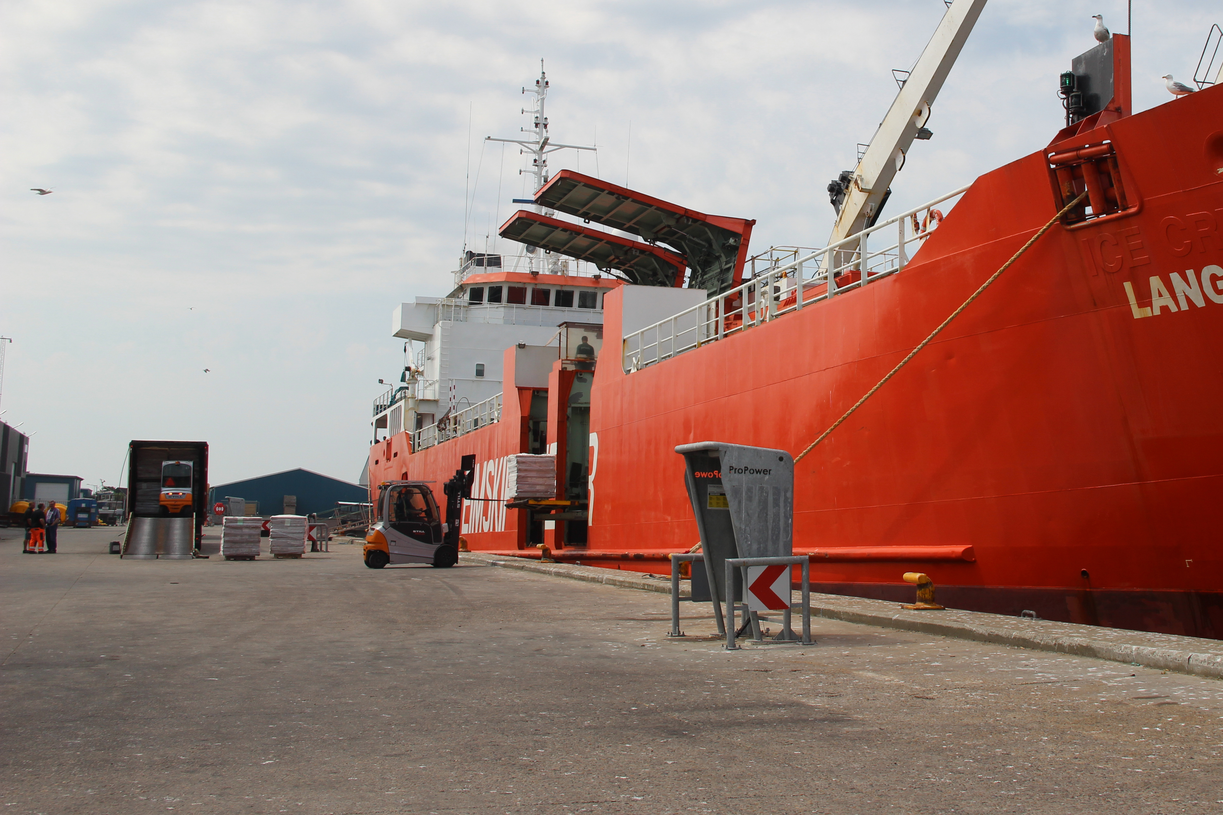 Cargo Eimskip IMG 3604 Cropped