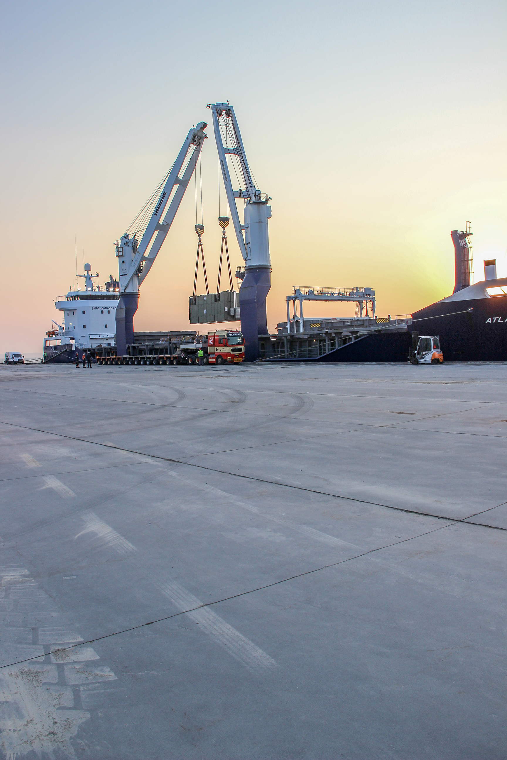 Cargo Transformer 4667 Web